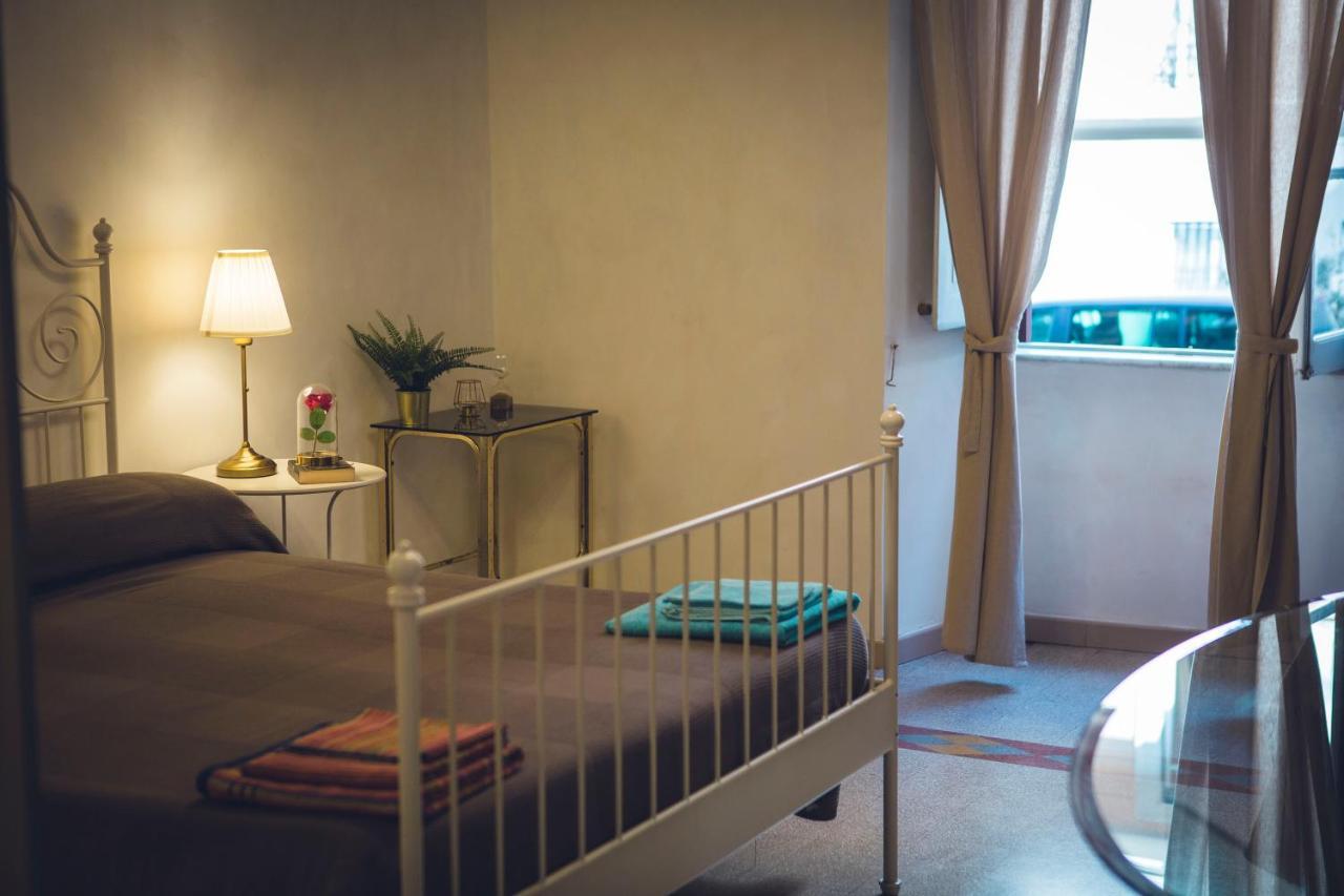 Da Alessia Per Dormire Al Coppedé Bed & Breakfast